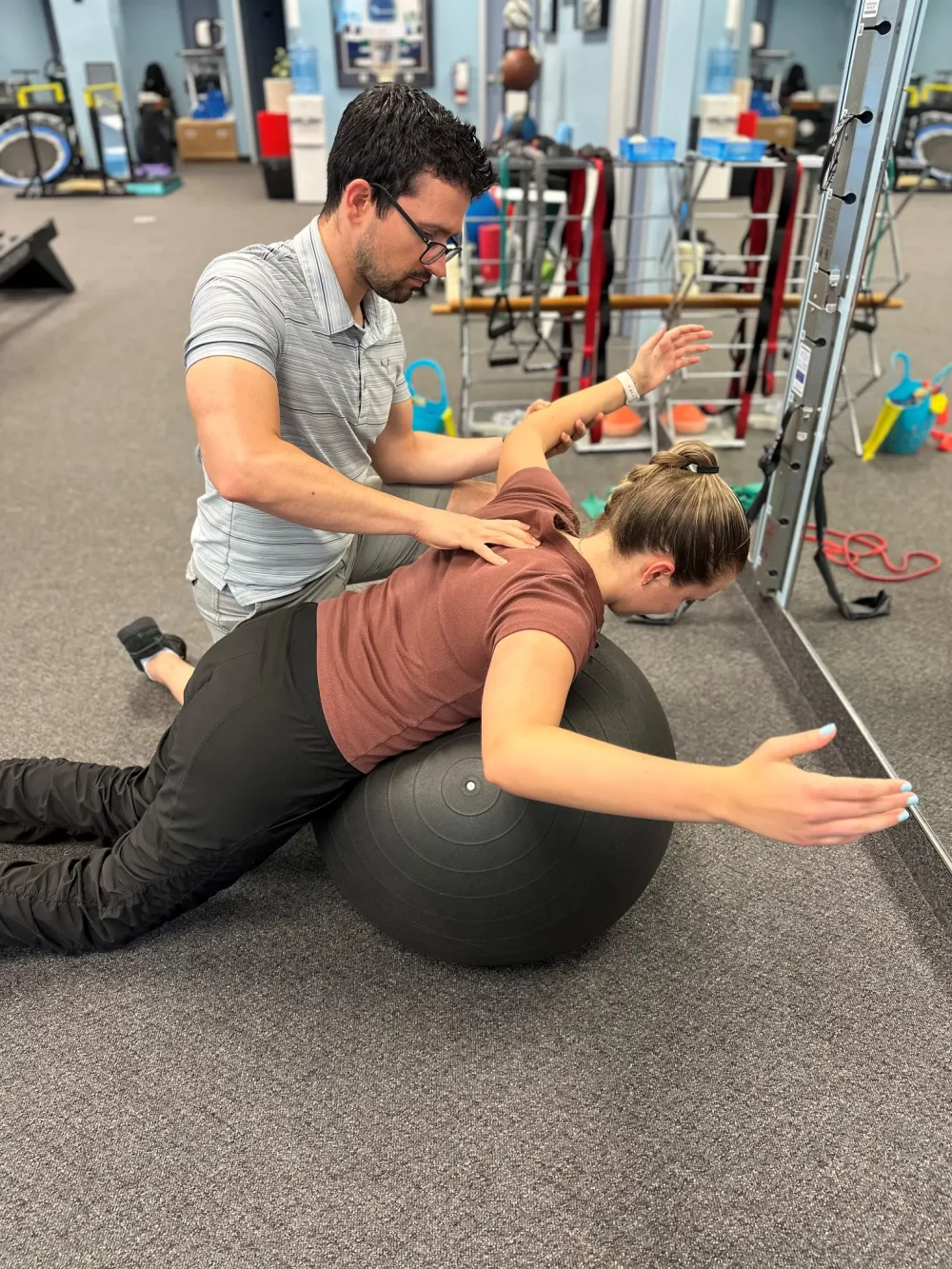 Burlington patient shoulder injury physio treatment