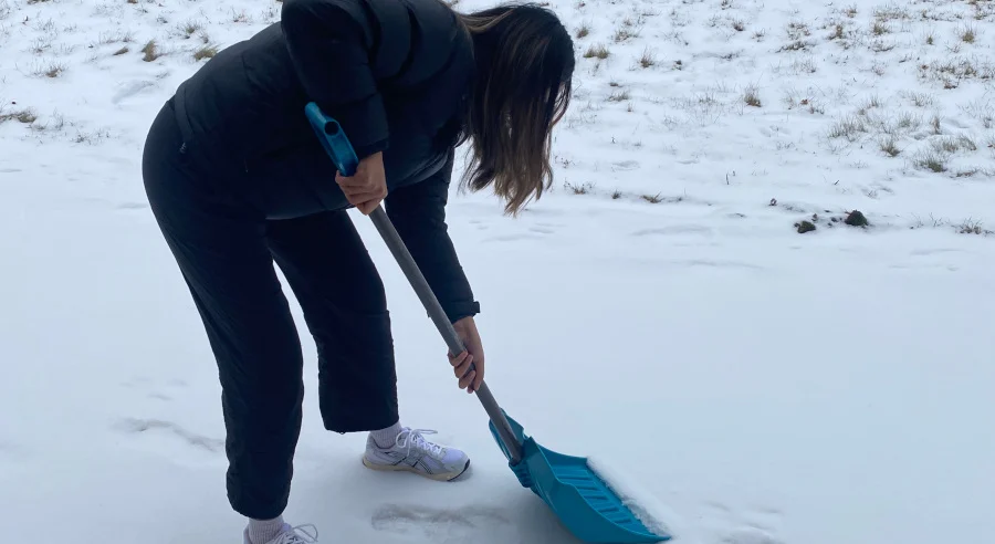 Shovelling Sheddon Physio Burlington