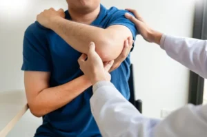 Shoulder physiotherapy in Burlington for better sleep posture